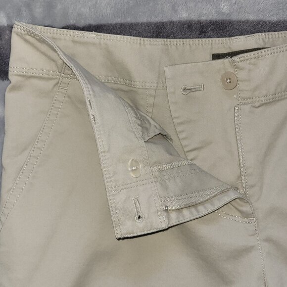 6  | Tommy Bahama | Chino Dress Pants - Picture 4 of 8